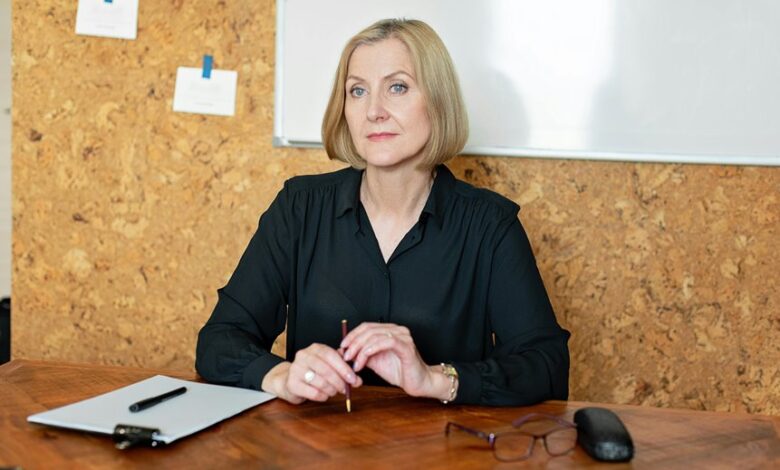 market focused growth lighthouse strategist